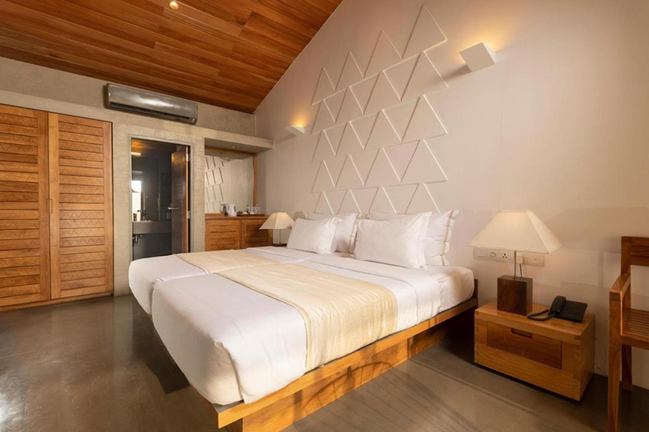 Giritale Hotel Polonnaruwa Room photo