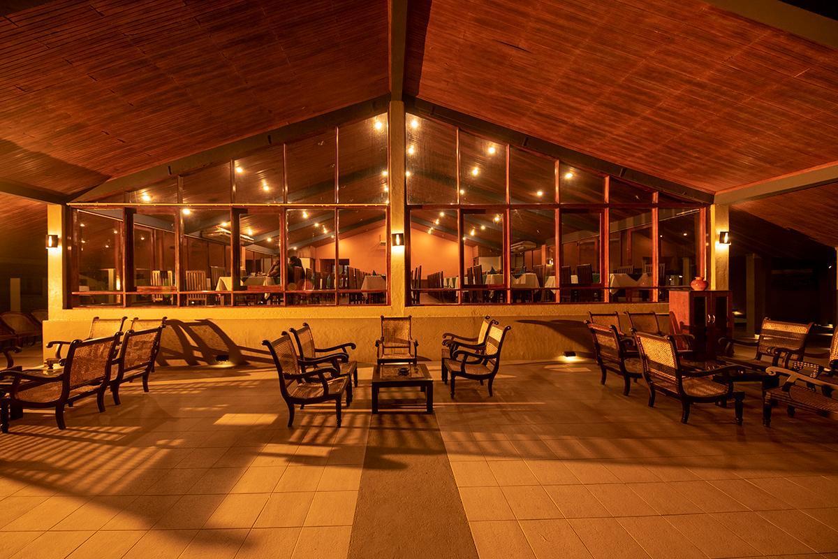 Giritale Hotel Polonnaruwa Exterior photo